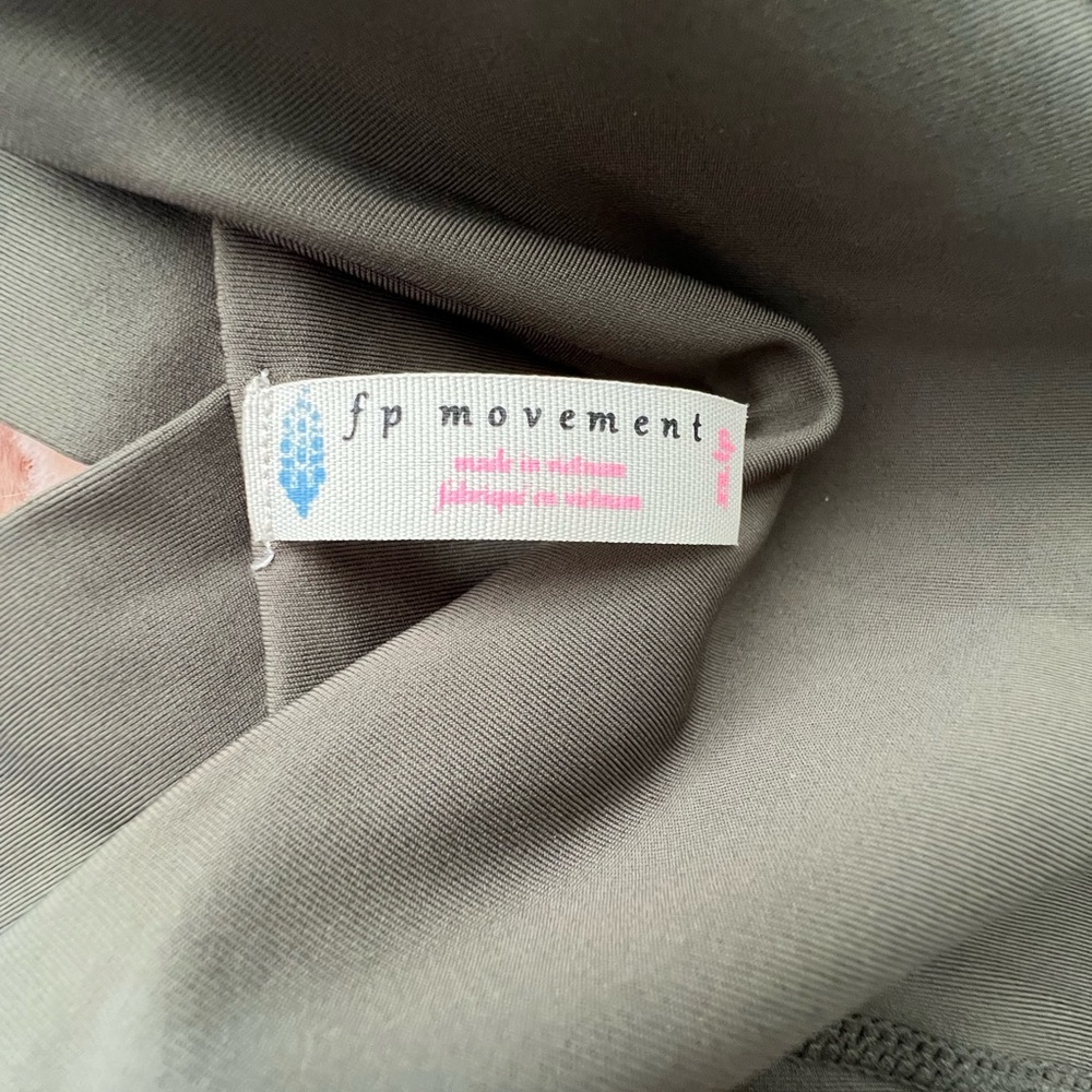 NWT Free People Movement top - Picture 4 of 4